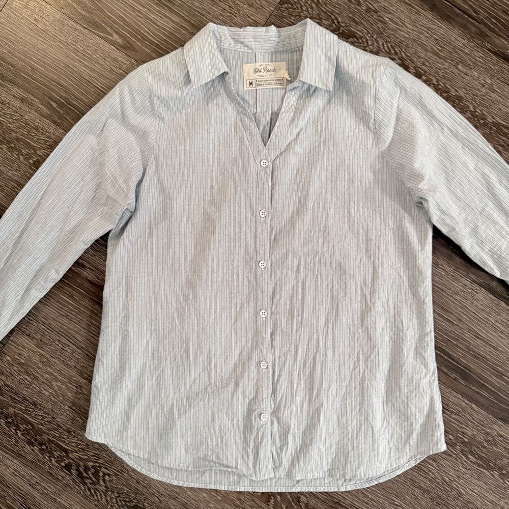 Old Ranch Women’s Button Up - Picture 3 of 10